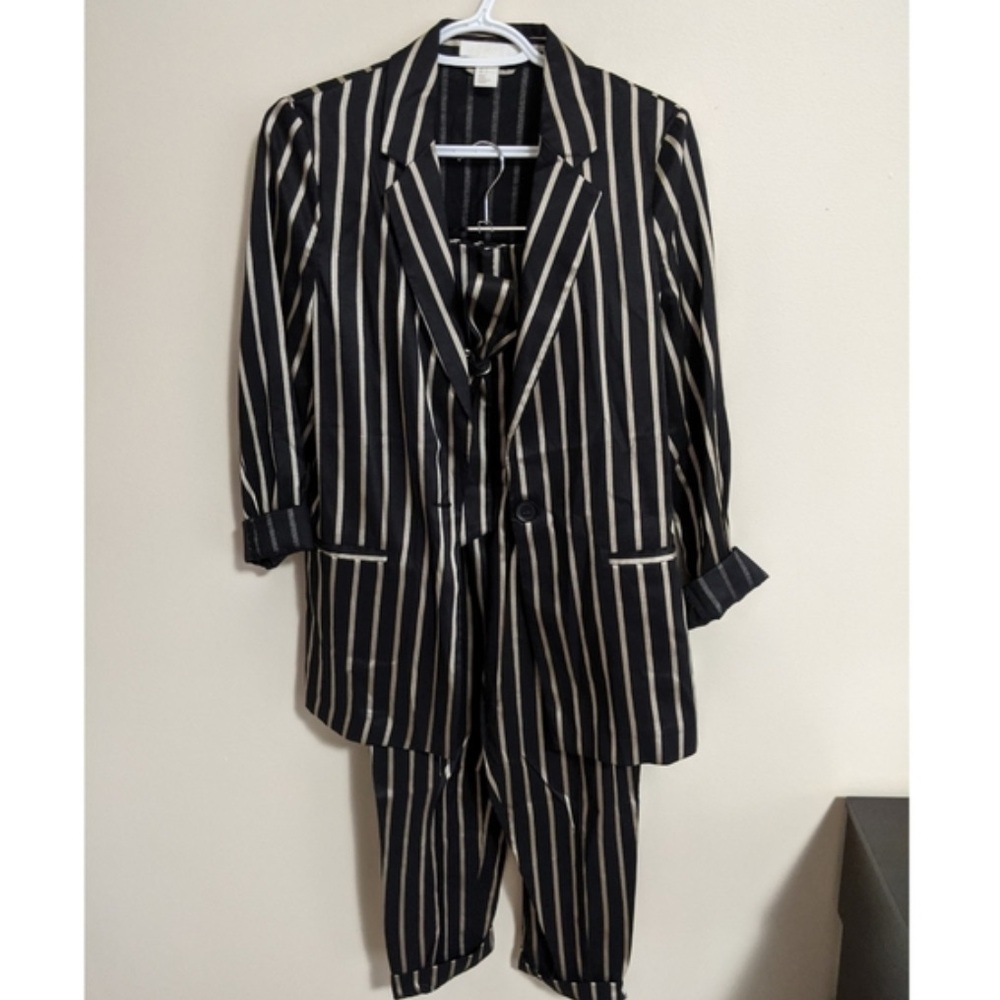 H&M Black and Gold Striped Blazer